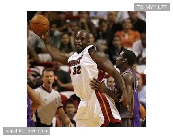 鲁本·迪亚斯:对比阿劳霍——对抗能力与防守方式差异